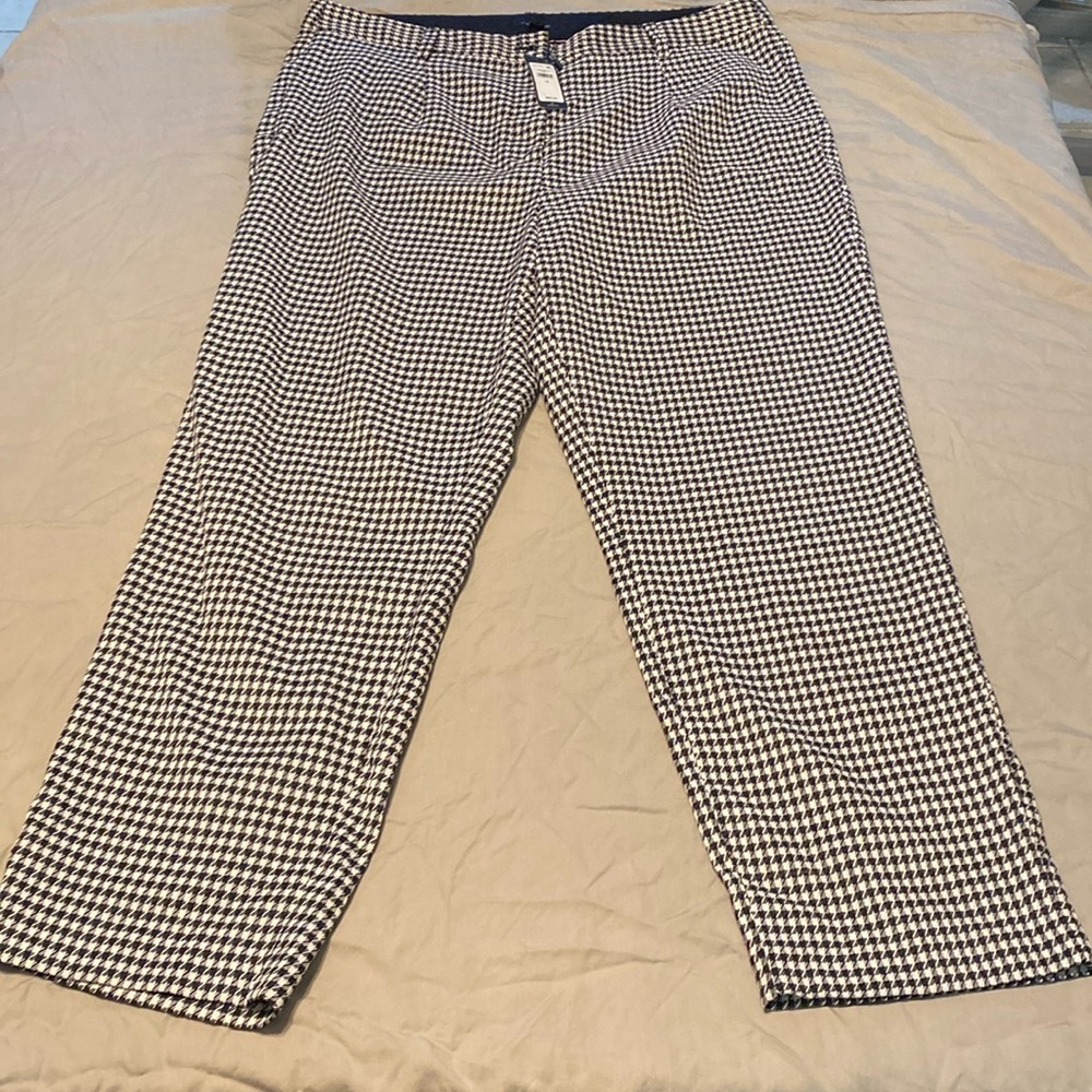 Tommy Hilfiger women’s size 18 trousers